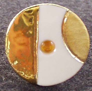 RING:
handgefertigtes Limoges Porzellanplttchen,
ø ~16mm,
mattgold + glnzend, 24ct,
m. Citrin, Facettenschliff